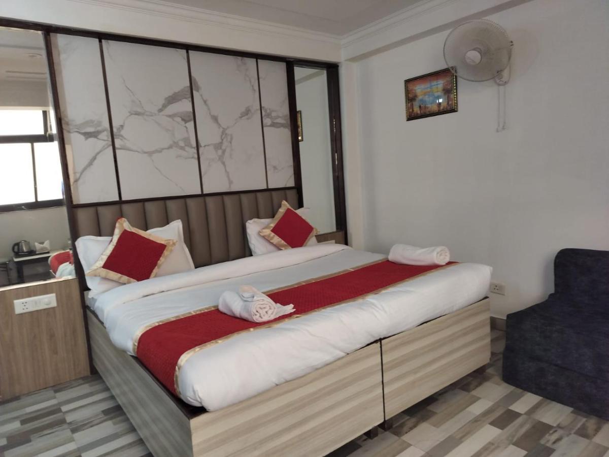 Hotel Clink New Delhi Airport מראה חיצוני תמונה