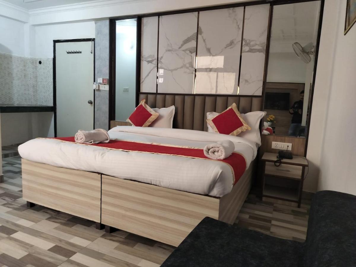 Hotel Clink New Delhi Airport מראה חיצוני תמונה