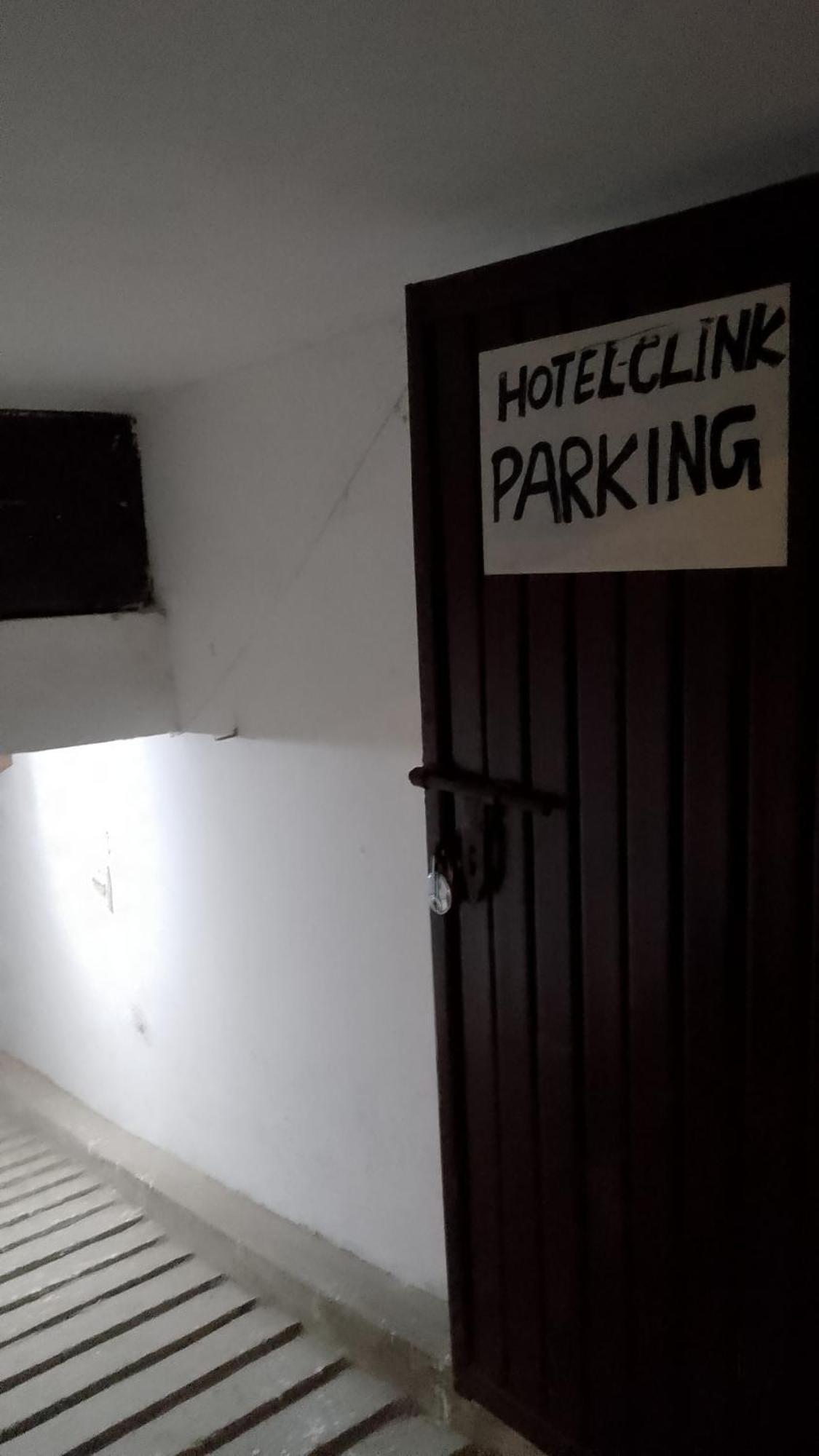 Hotel Clink New Delhi Airport מראה חיצוני תמונה