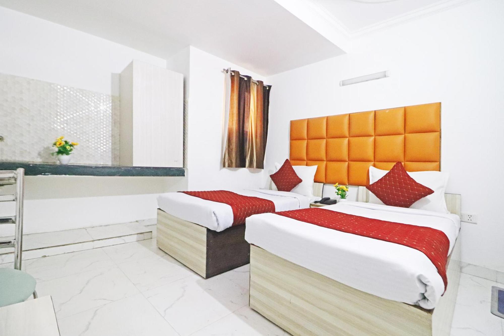 Hotel Clink New Delhi Airport מראה חיצוני תמונה