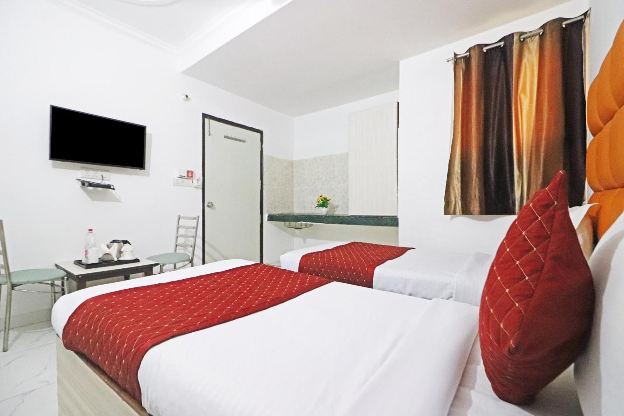 Hotel Clink New Delhi Airport מראה חיצוני תמונה
