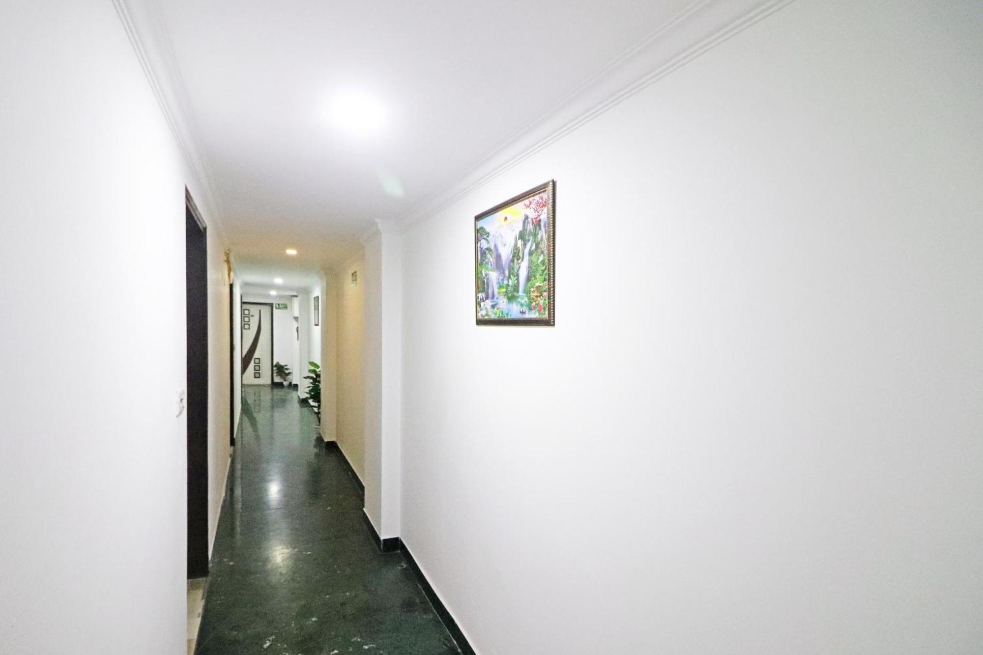 Hotel Clink New Delhi Airport מראה חיצוני תמונה