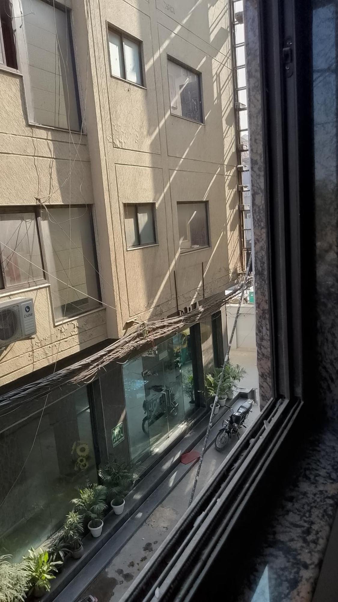 Hotel Clink New Delhi Airport מראה חיצוני תמונה
