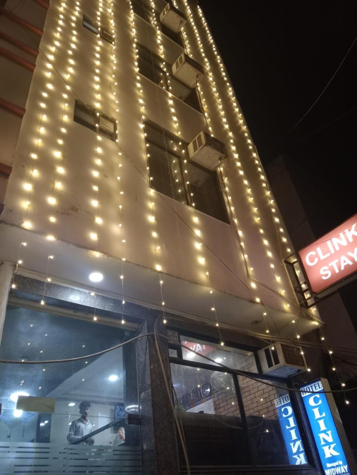 Hotel Clink New Delhi Airport מראה חיצוני תמונה